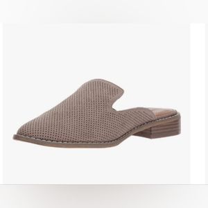 Indigo rd. Hayze Mule, slipons, perforated, Sz 8, Taupe